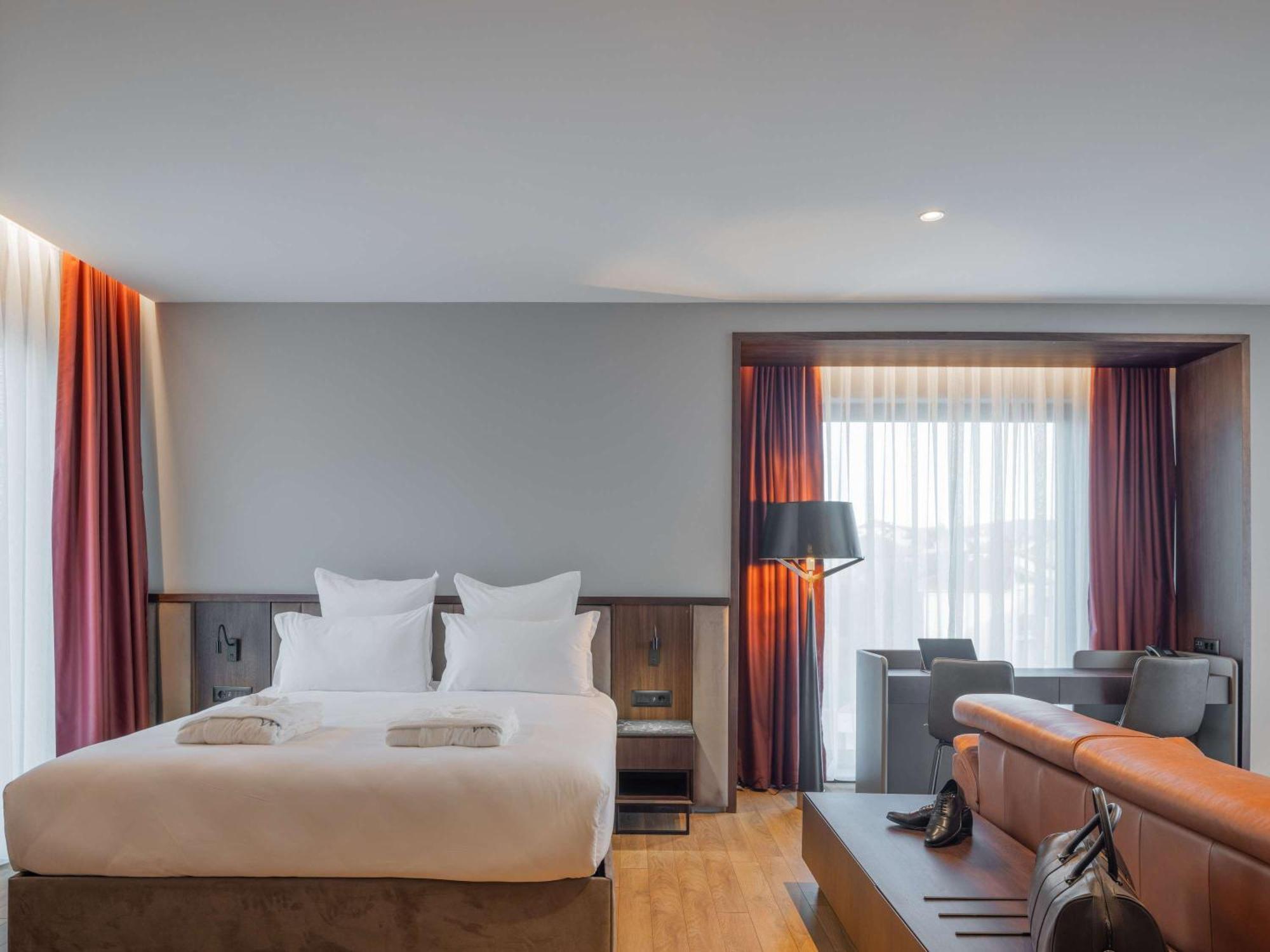 Mercure Prishtina City Πρίστινα Εξωτερικό φωτογραφία