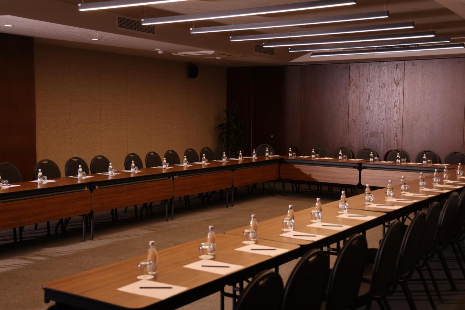 Mercure Prishtina City Πρίστινα Εξωτερικό φωτογραφία